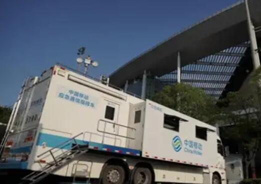 上海移动5G A²发力！第七届进博会解锁“智能办展”新范式